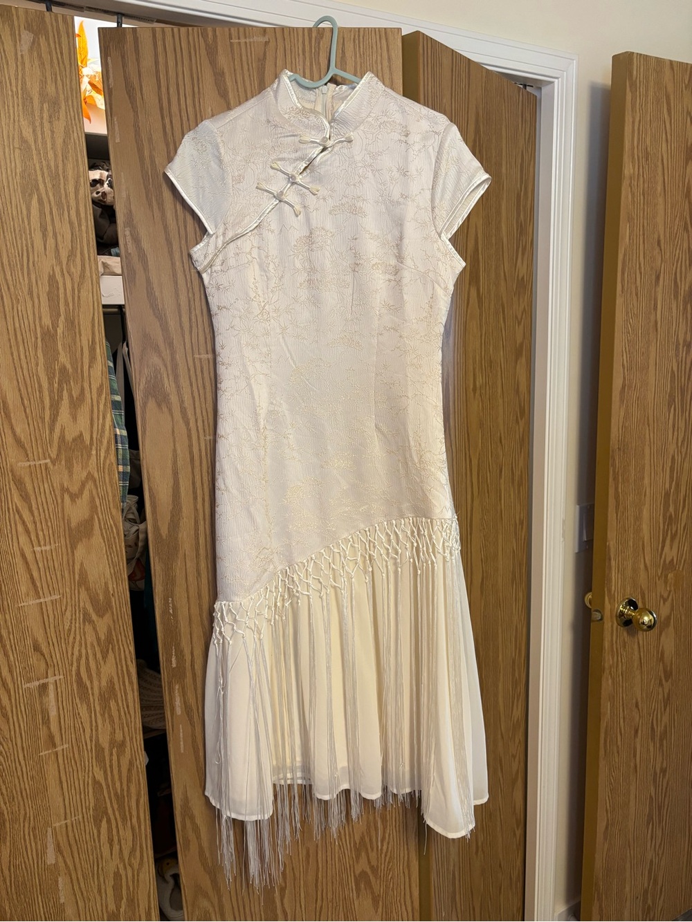Elegant Cream Cheongsam Cap Sleeve Dress with Fringe